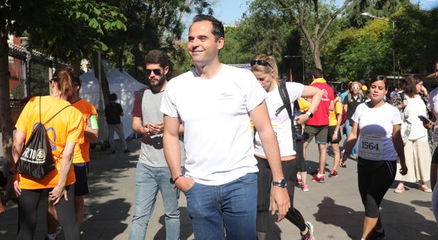 Aguado (Cs) y Monasterio (Vox) se han reunido hoy en un hotel madrileño