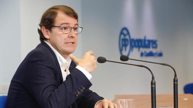 El PP de Castilla y León acepta limitar mandatos a 8 años donde sea necesario el pacto con Ciudadanos