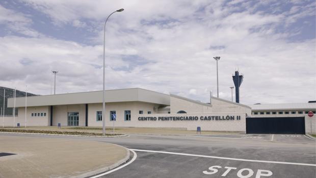 Condenados un preso y su madre a tres años por meter droga escondida en el recto en una prisión de Castellón