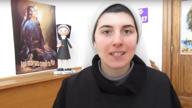 Sor Marta, la monja leonesa «youtuber» que triunfa enseñando el Evangelio