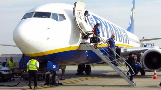 Un juzgado de Valencia condena a Ryanair a indemnizar a varios pasajeros afectados por huelgas