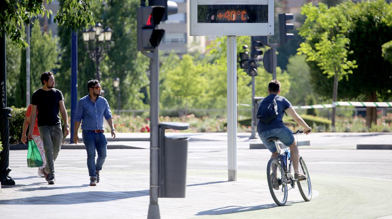 Así se presenta el verano en Castilla y León: caluroso y seco