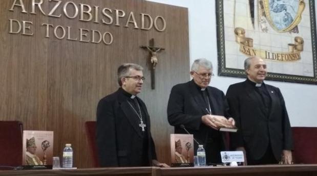 Tres libros reúnen los documentos elaborados por el arzobispo de Toledo