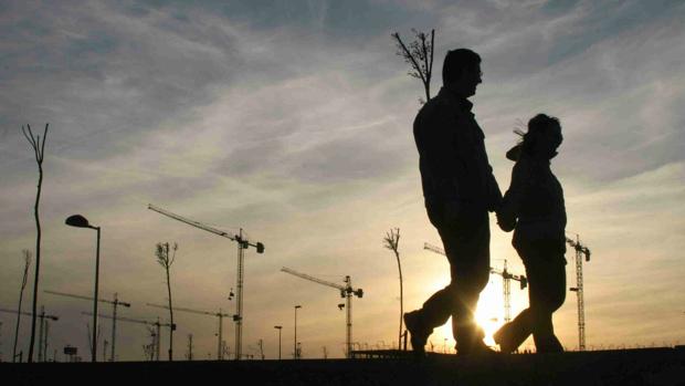 Estafan ocho mil euros ofreciendo falsos proyectos de vivienda en fincas de otros