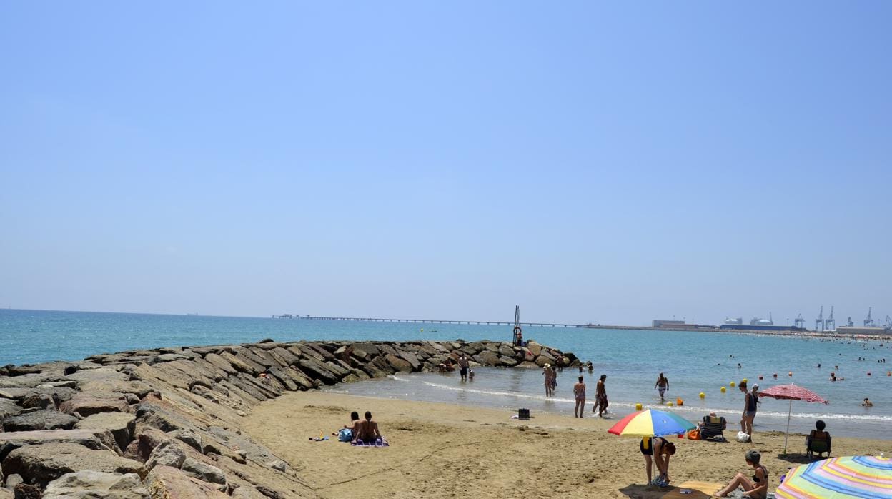 Imagen de la playa del Puerto de Sagunto