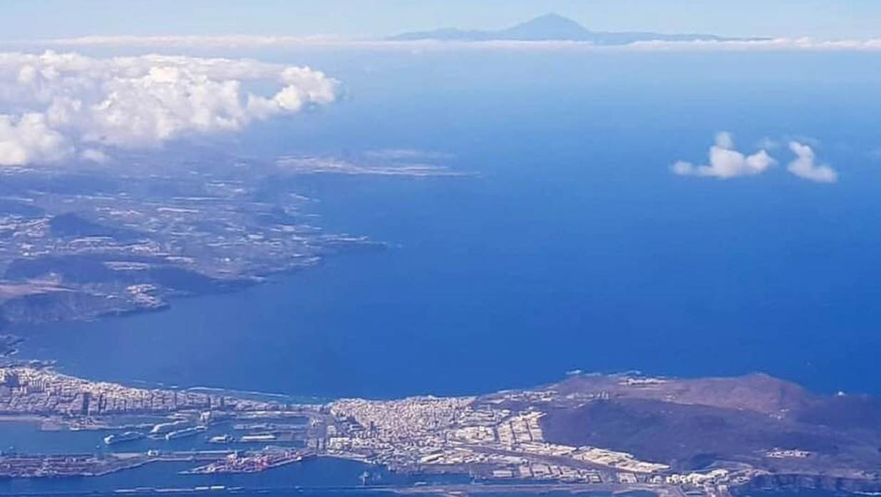 Canarias descarboniza sus puertos con GNL