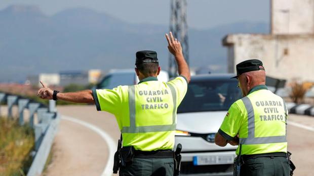 Fallece un joven al salirse de la vía y precipitarse por un terraplén