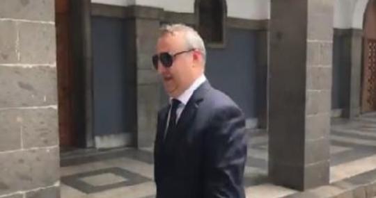 Miguel Ángel Ramírez antes de entrar en el juicio como testigo