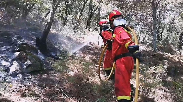 Desactivado el nivel de alerta en el incendio de Caldalso de los Vidrios y Cenicientos