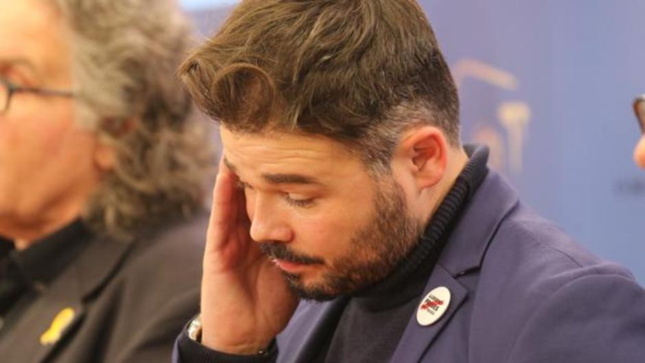 Las redes sociales cargan contra Rufián tras reivindicar a Rosalía en su cuenta de Twitter