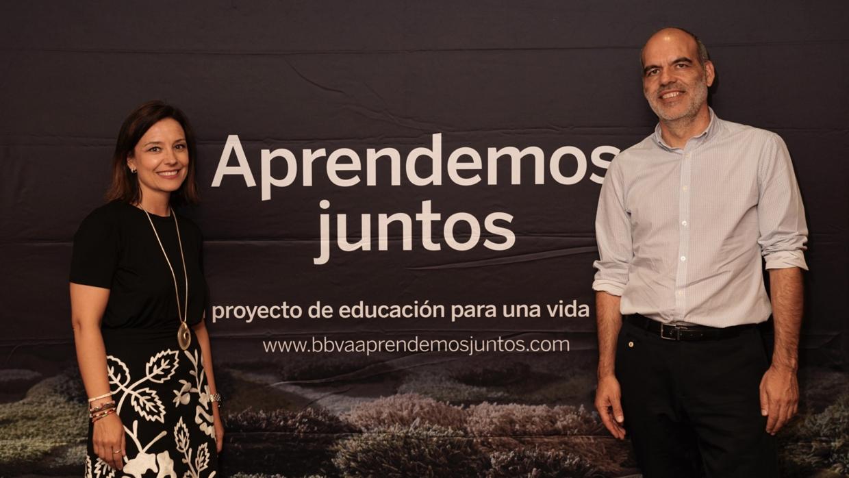 Ana Gómez y Juan de Vicente Abad, en la presentación del programa ABC