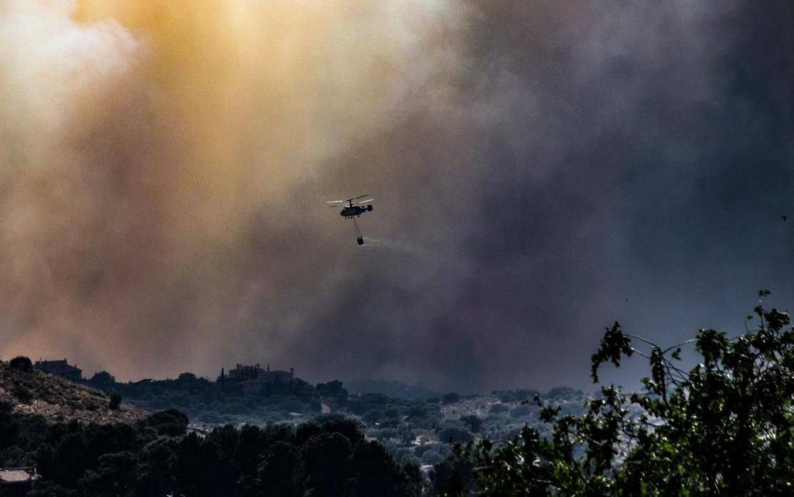 Panorámica de Montesión durante el incendio forestal