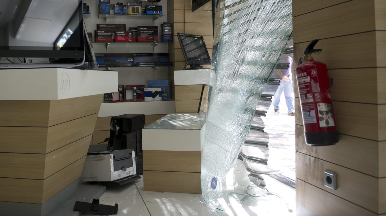 Alunizaje en una tienda de telefonía en la calle de Alcalá (imagen de archivo)