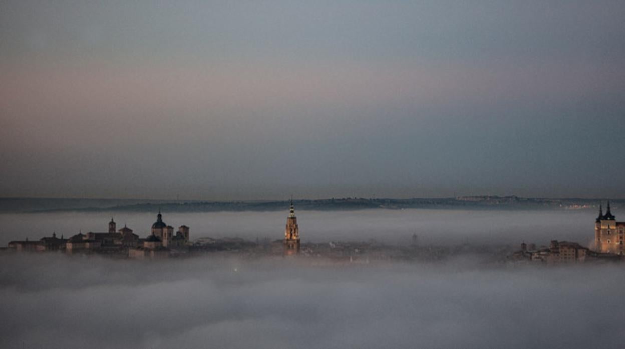 Toledo, emergiendo del mar de niebla