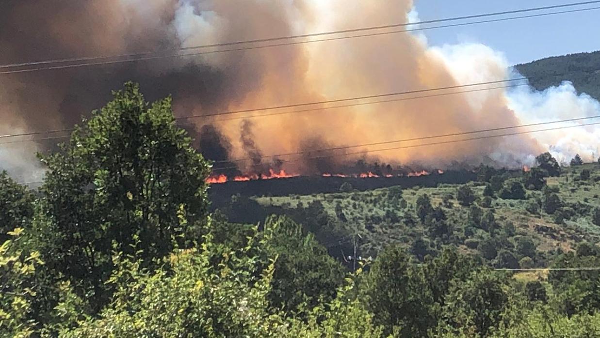 Imagen del fuego desde la A-1