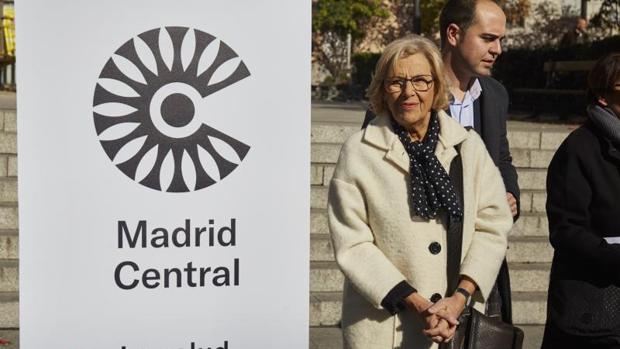 Carmena ocultó una encuesta que alertaba de la falta de información sobre Madrid Central