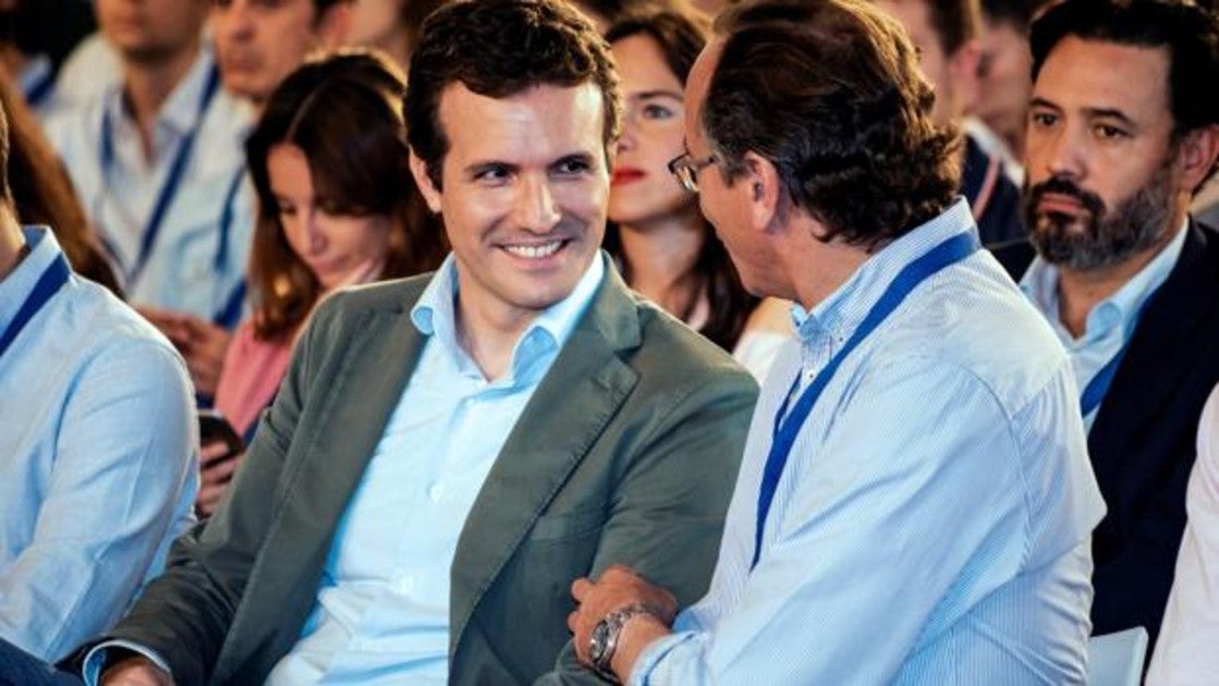 Pablo Casado, junto a Alfonso Alonso