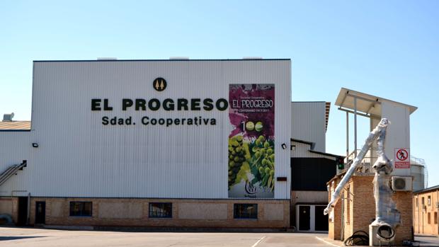 La Cooperativa «El Progreso» prevé un adelanto de la vendimia