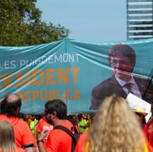 Activistas independentistas en la manifestación del 11-S de la Assemblea Nacional Catalana