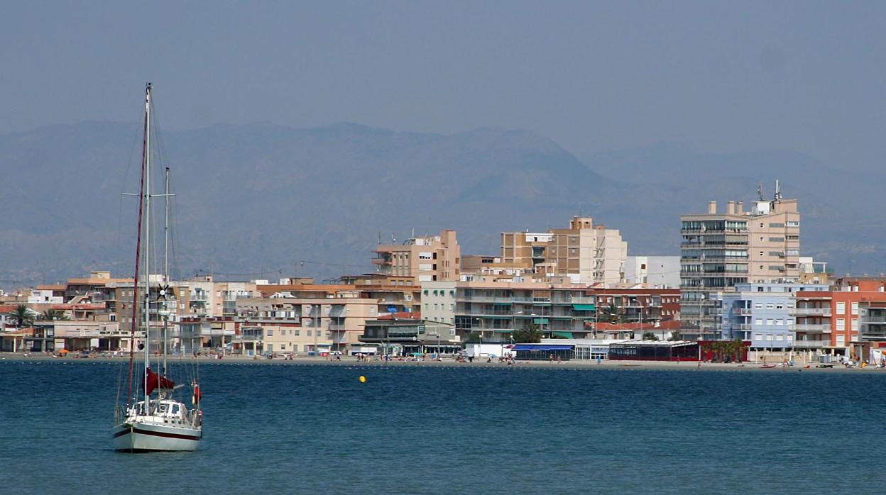 Imagen de un barco en Santa Pola