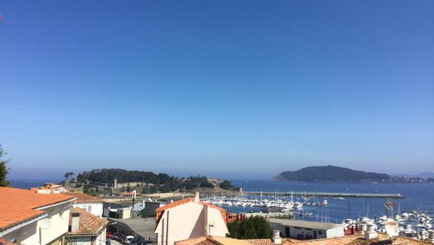 Rescatan y reaniman a una niña en la playa de Barbeira (Baiona)