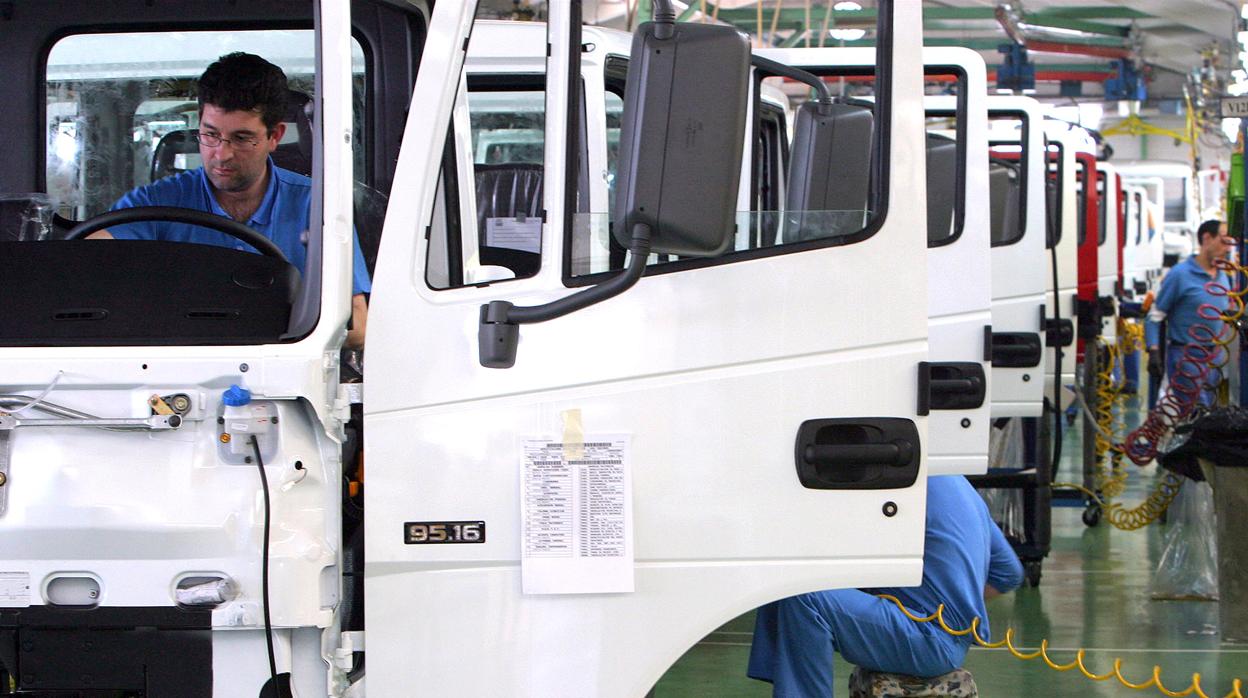 La factoría de Nissan en Ávila, que fabricará el último camión el 9 de agosto