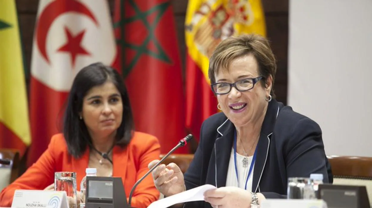 Carolina Darias (PSOE) con la exministra Nouzha Skalli de Marruecos