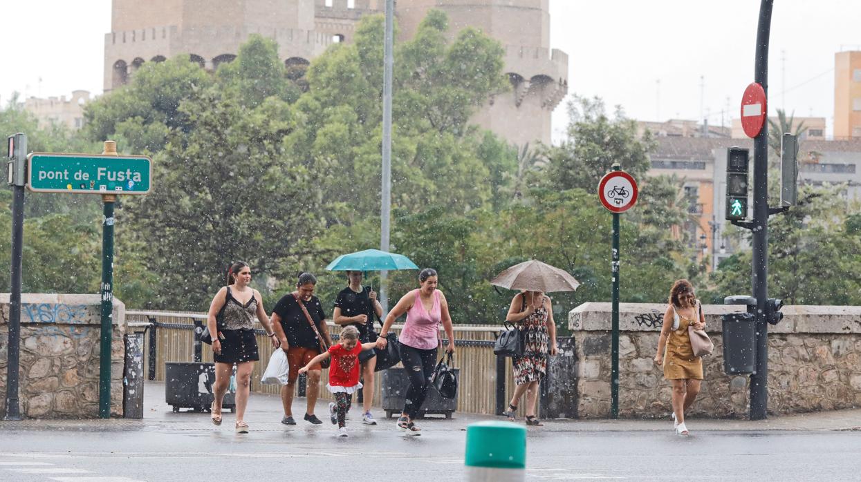 Imagen de archivo de un día de lluvia en Valencia