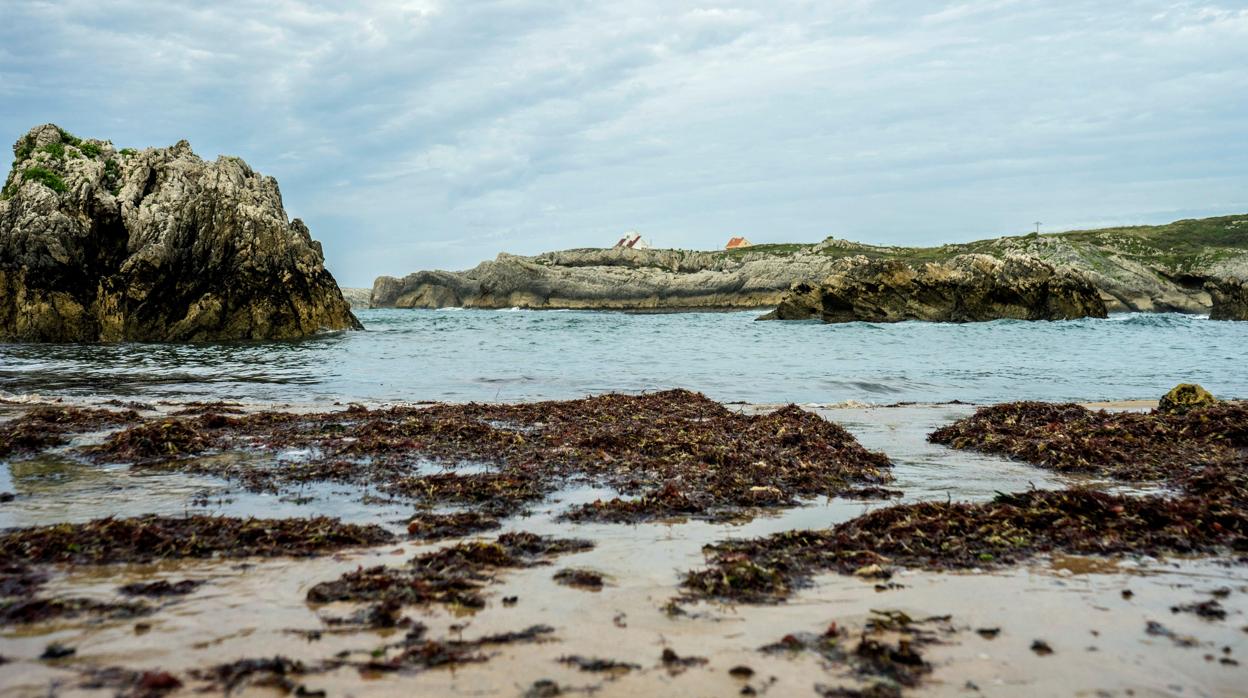 Imagen de archivo de una playa de Cantabria