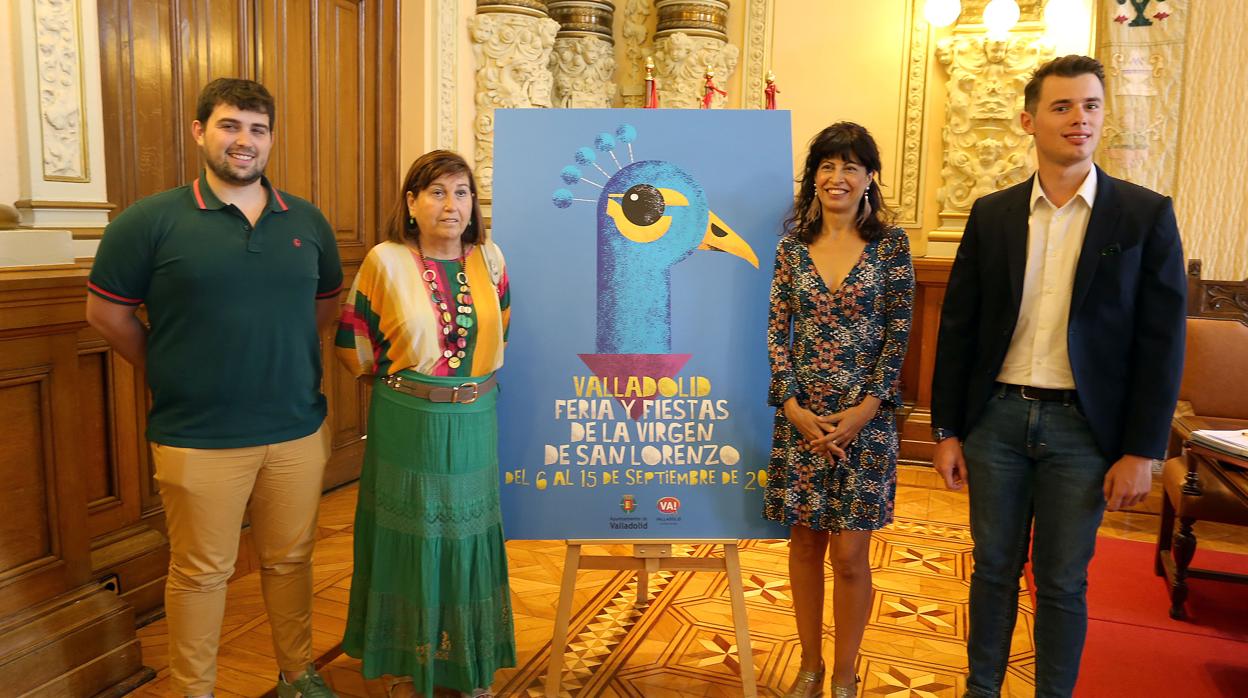 La concejala de Cultura y Turismo, Ana Redondo, y la concejala de Educación, Infancia, Juventud e Igualdad, Victoria Soto, presentan la Programación para Jóvenes