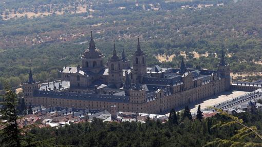 Vista aérea del Real Monasterio de San Lorenzo de El Esorial