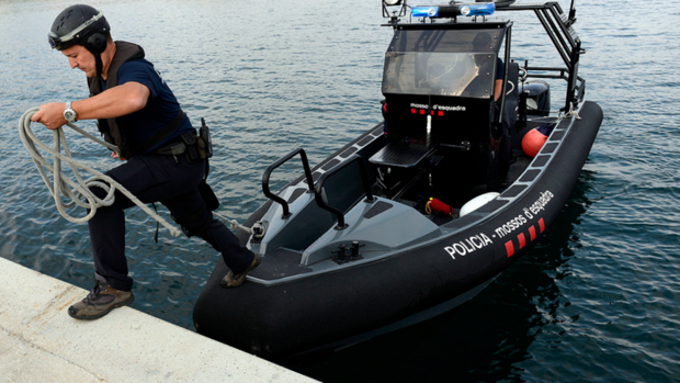 La Guardia Civil arrebata a los Mossos y a la Ertzaintza sus competencias marítimas