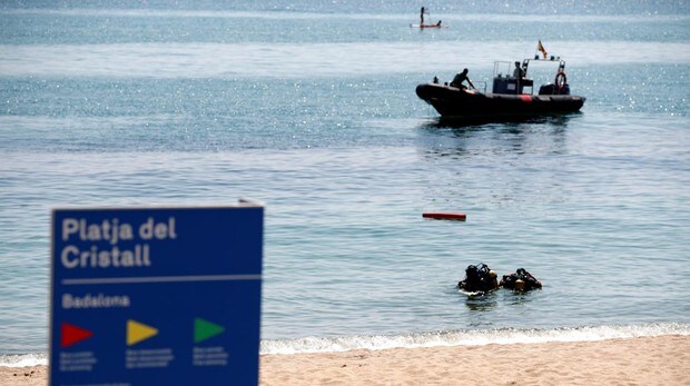 Encontrada otra posible bomba en una playa de Barcelona