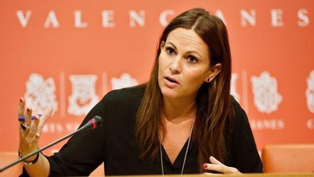 El PP acusa a Consell de obligar a aplicar un proyecto lingüístico suspendido