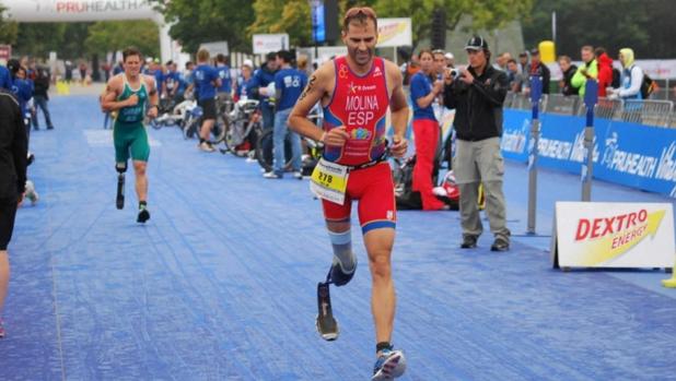 El guadalajareño Dani Molina, oro en el mundial de paratriatlón