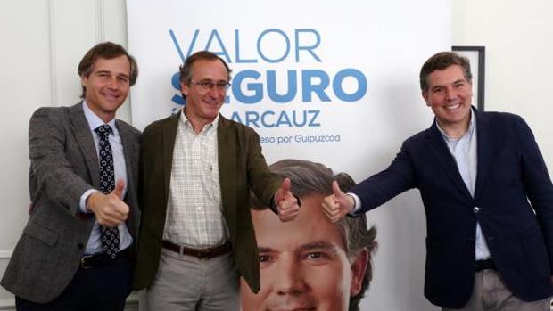 La oposición interna del PP vasco se organiza, pero espera un «gesto» de Casado para hacerse visible