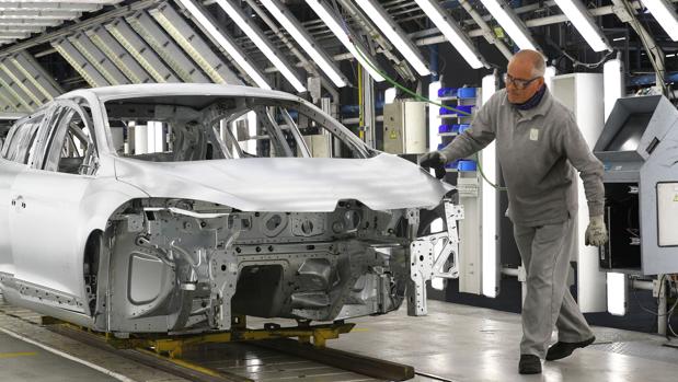 Renault suprimirá el turno de noche en Palencia el próximo diciembre