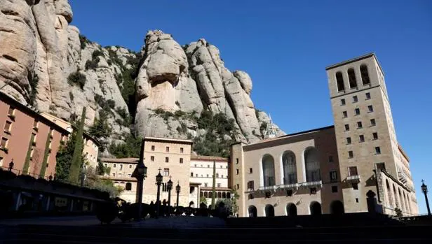 Las hermandades rocieras de Cataluña abrazan Montserrat