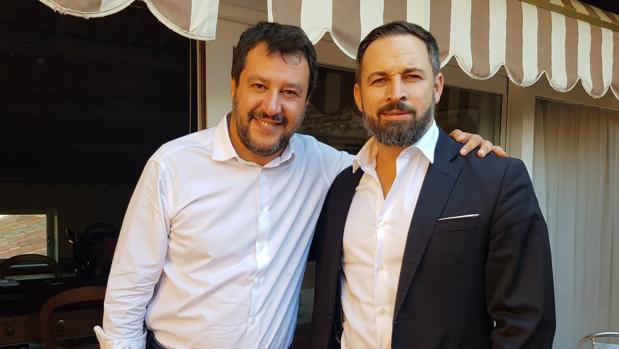 Abascal se reúne con Salvini para hablar de «inmigración masiva» y soberanía nacional