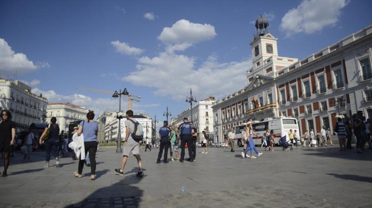 La peatonalización de Sol impulsará un nuevo eje del lujo en el centro de Madrid