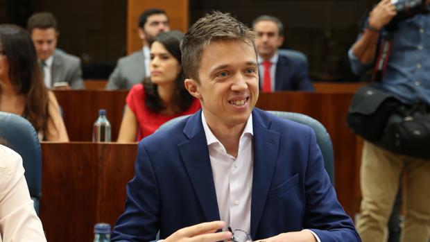 Errejón estudia extender su candidatura más allá de Madrid a costa de los aliados de Iglesias