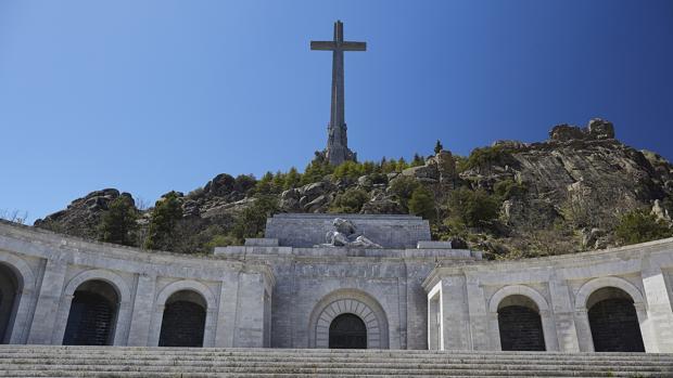 El juez encargado de desbloquear la exhumación de Franco no se da por aludido