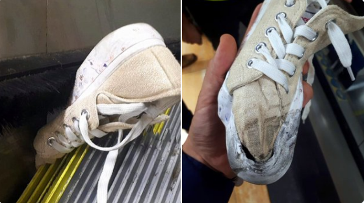 Así quedó la zapatilla de una niña en la estación de Metro de Legazpi