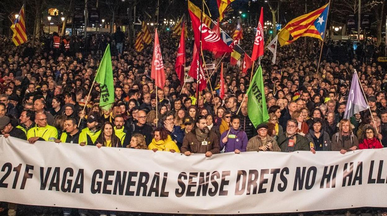 Manifestación de la intersindical en Cataluña