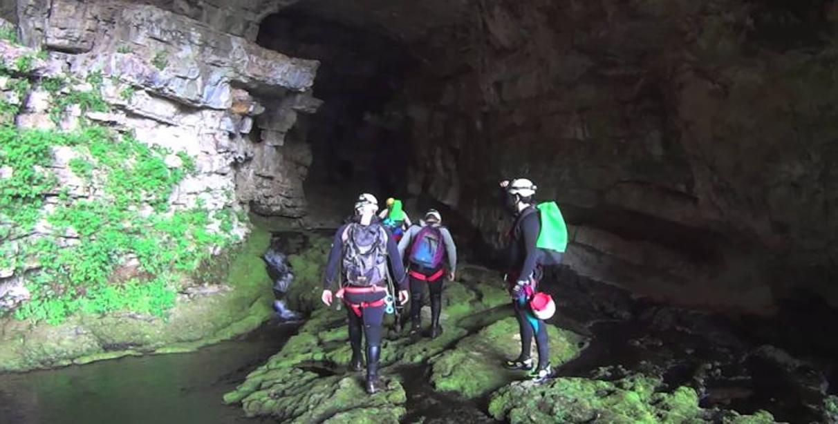 Imagen de archivo de la cueva situada en el nacimiento del río Mundo