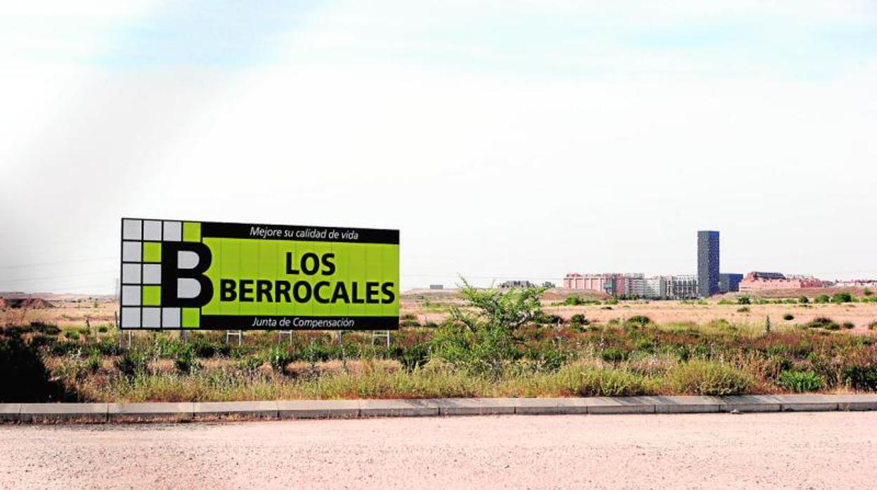 El cartel que anuncia la promoción de Los Berrocales, uno de los desarrollos del Sureste