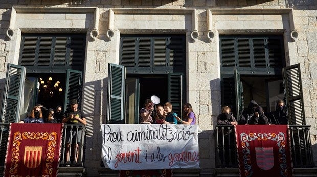 Acaba la ocupación del Ayuntamiento de Gerona por parte de los CDR