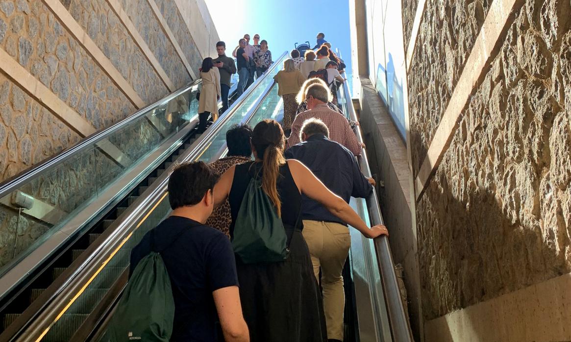 Las escaleras mecánicas ya están abiertas