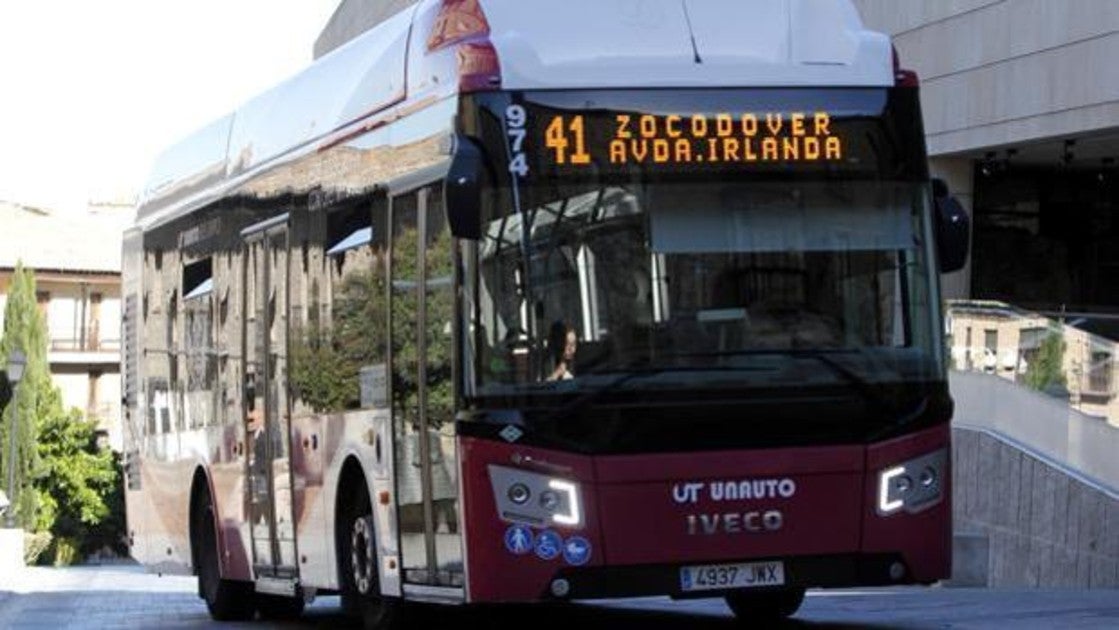 Autobús en Zocodover