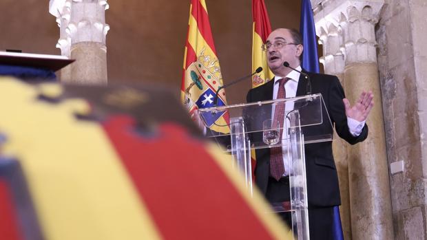 Lambán llama «mamarrachos» a los historiadores al servicio del independentismo catalán